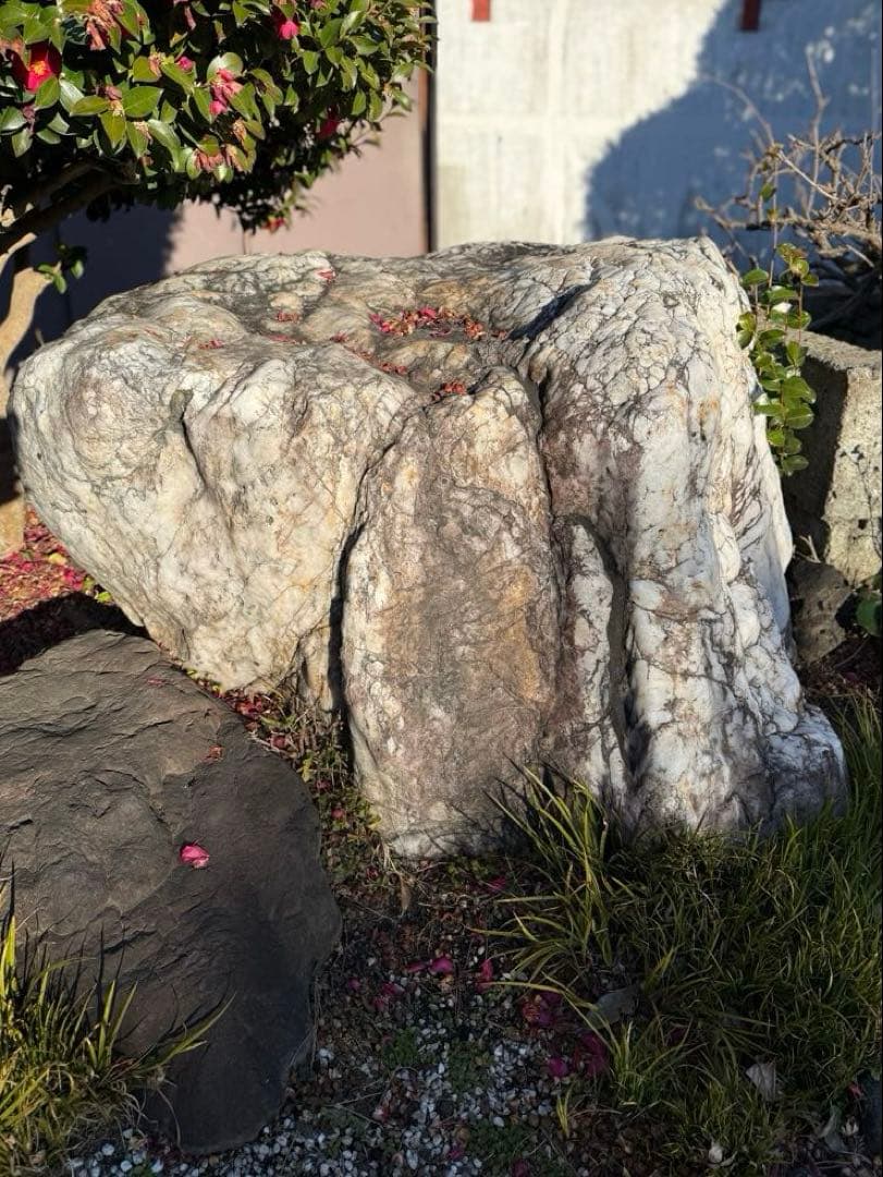 庭石　置き石 楽天市場】庭石 置き石 20kg 全5色 割栗石 ロックガーデン ライト