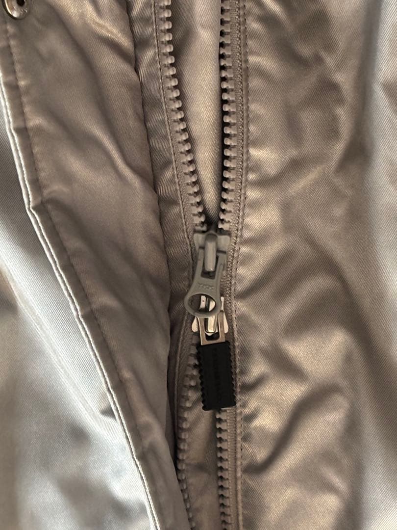 北海高校サッカー部 UMBRO 薄グレー シルバー ベンチコート O-XO