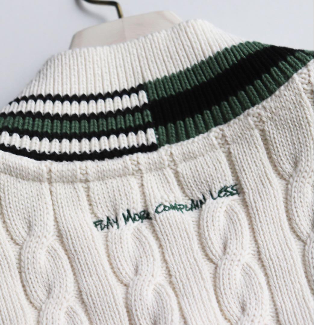 《デヴァローゴルフ》未使用 ケーブル編み ニットベスト ユニセックス M