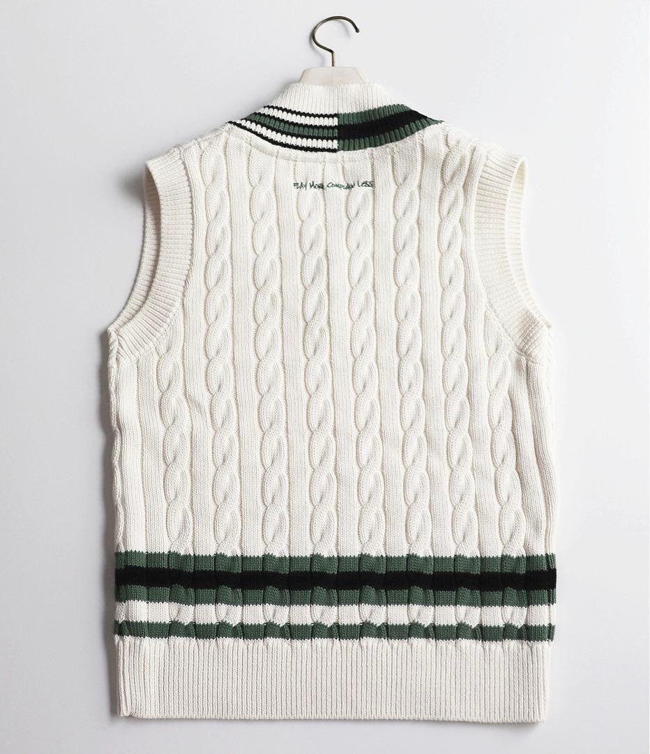 《デヴァローゴルフ》未使用 ケーブル編み ニットベスト ユニセックス M