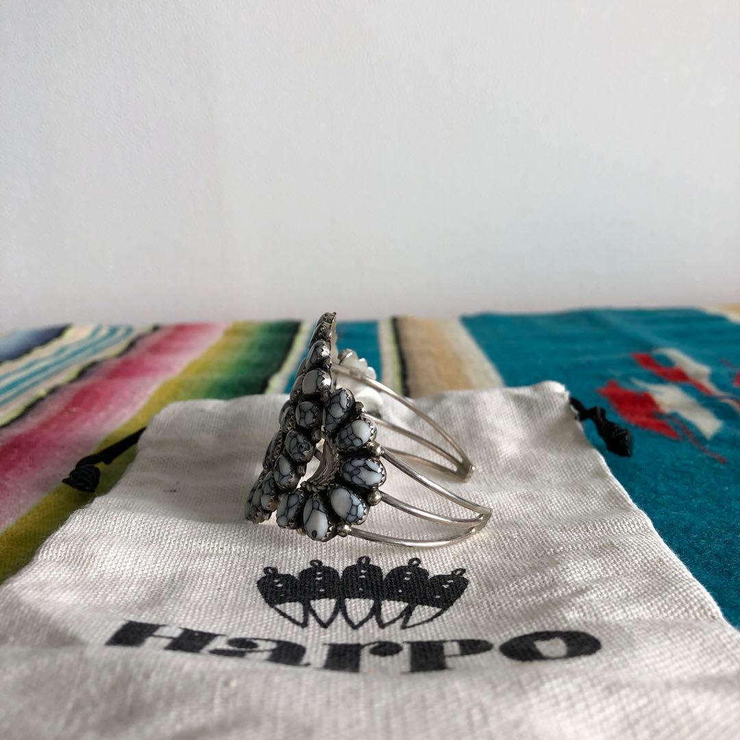 Harpo クラスター ホワイトバッファロー バングル ナバホ ロンハーマン