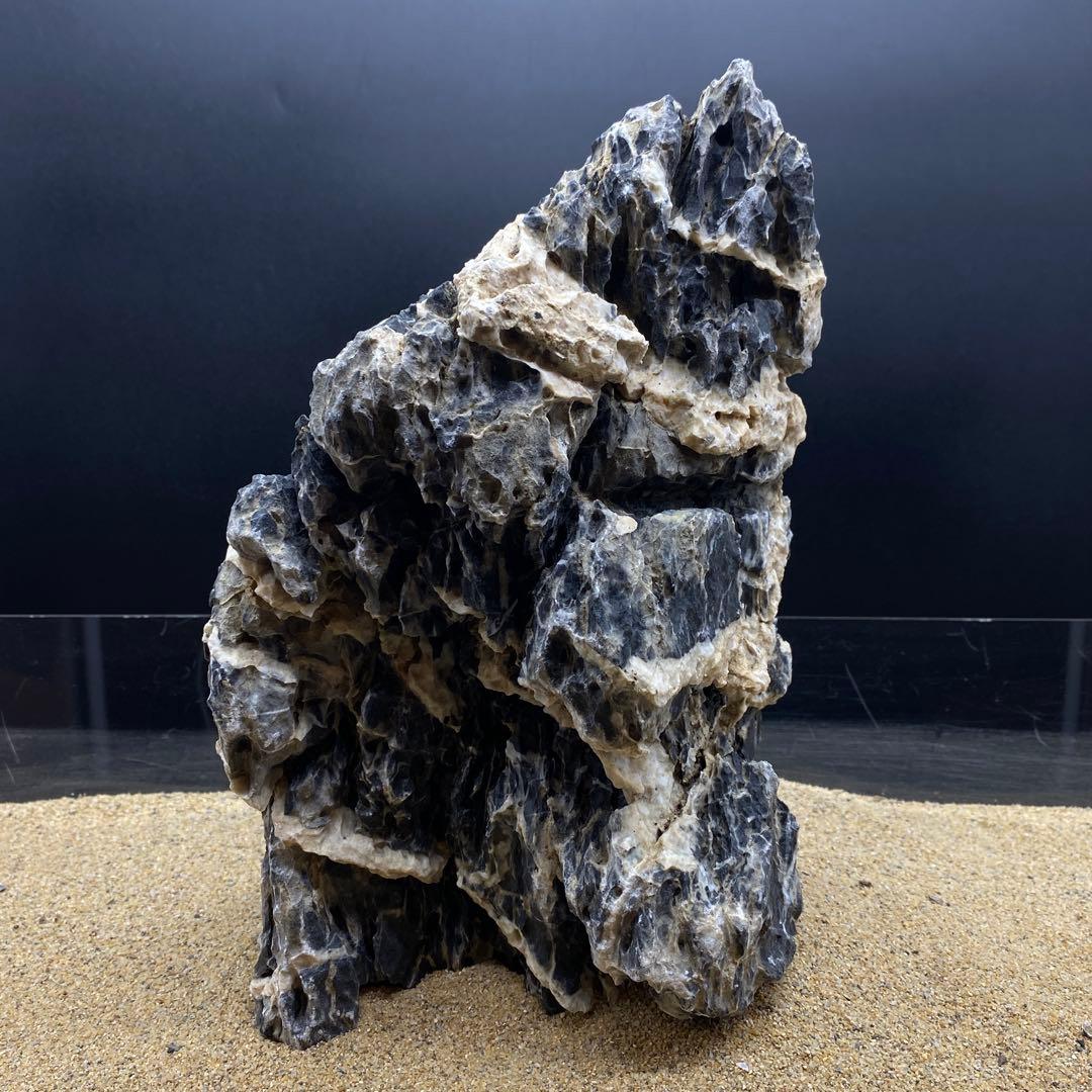 MSS-6486 「セレクト品」酸処理青龍石親石 29cm 龍王石 竜王石 - メルカリ