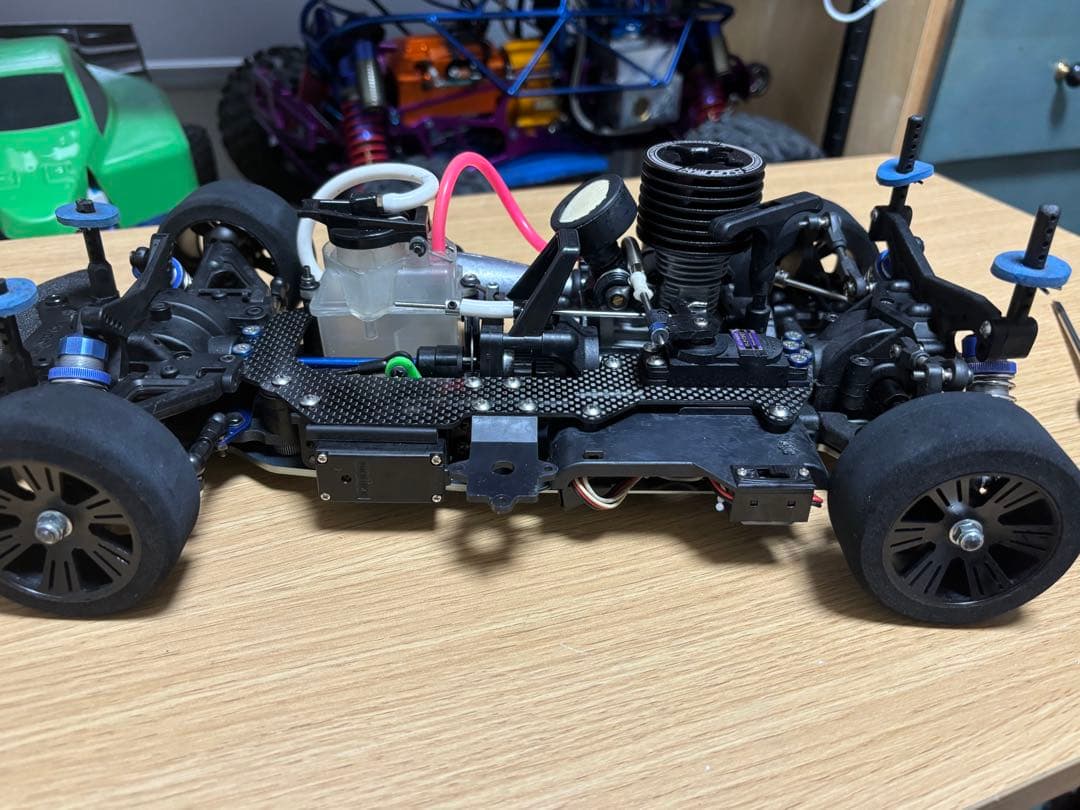 t*8様 京商FW05 エンジンラジコン t*8様 エンジンラジコン