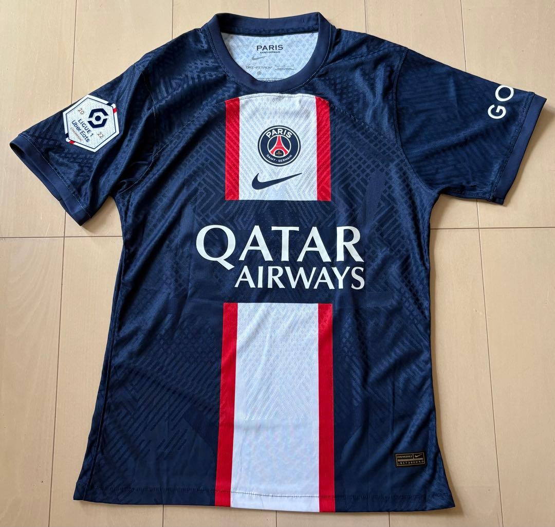 n*o様 メッシ、ネイマール他サイン入り PSG ユニフォーム 30番 - メルカリ