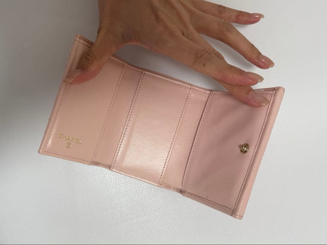 Chanel ミニ財布 ピンク キルティング - メルカリ