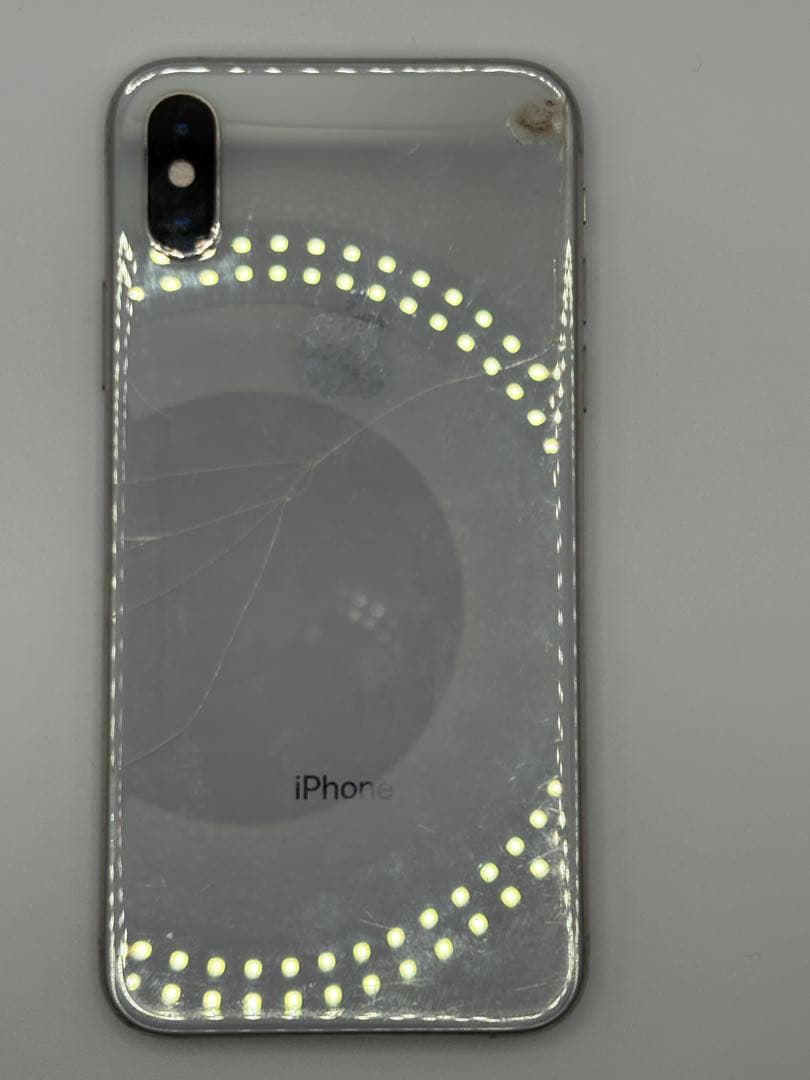 【修理向け】【お子様用に】価格交渉OK. iPhoneXs 256GB 背面割れ