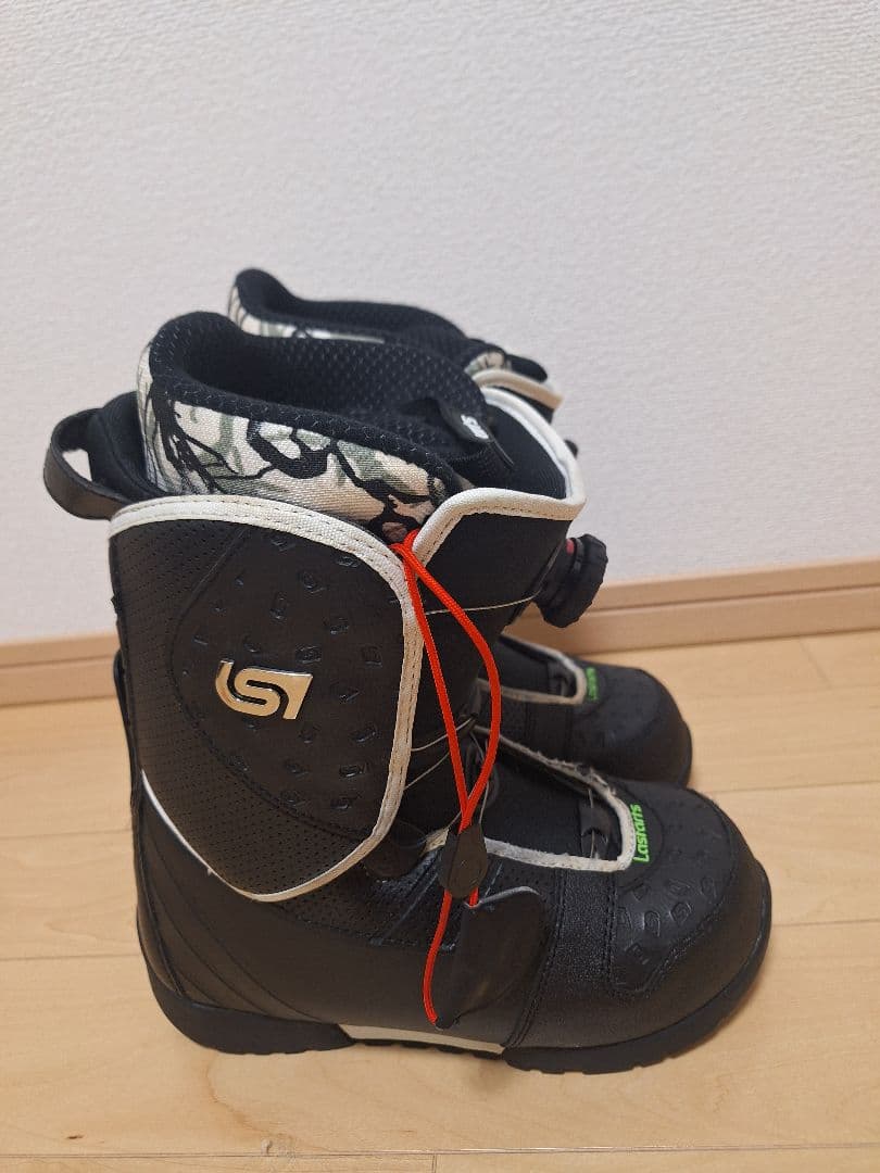(値下げ)スノーボードブーツ　メンズ25.0～25.5cm　ブラック　ケース付き