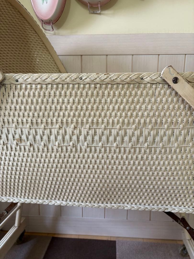 アンティーク♡ラタンのベビークーハン フランス 希少❣️