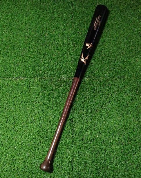 コニーズ　木製バット　① あすつく 一富士 野球 硬式木製 バット 超軽量800g平均 軽量830g平均