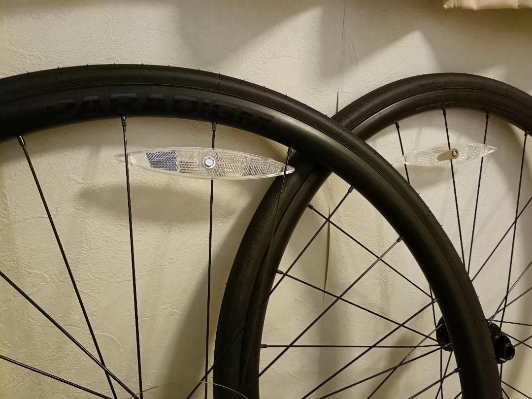 Bontrager Paradigm 700C TLR チューブレス対応＋おまけ