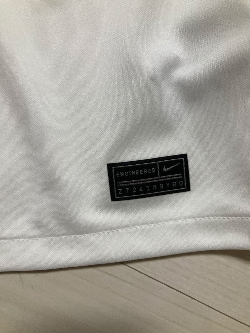 新品タグ付き】アイントラハトフランクフルト22-23ユニフォーム36番