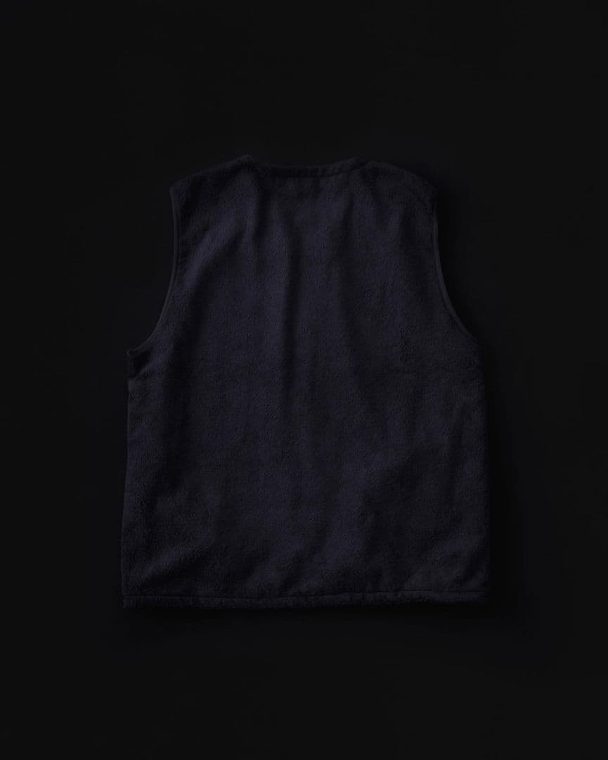新品NICENESS 22AW別注ワイルドシルクボアベストWALTER - メルカリ