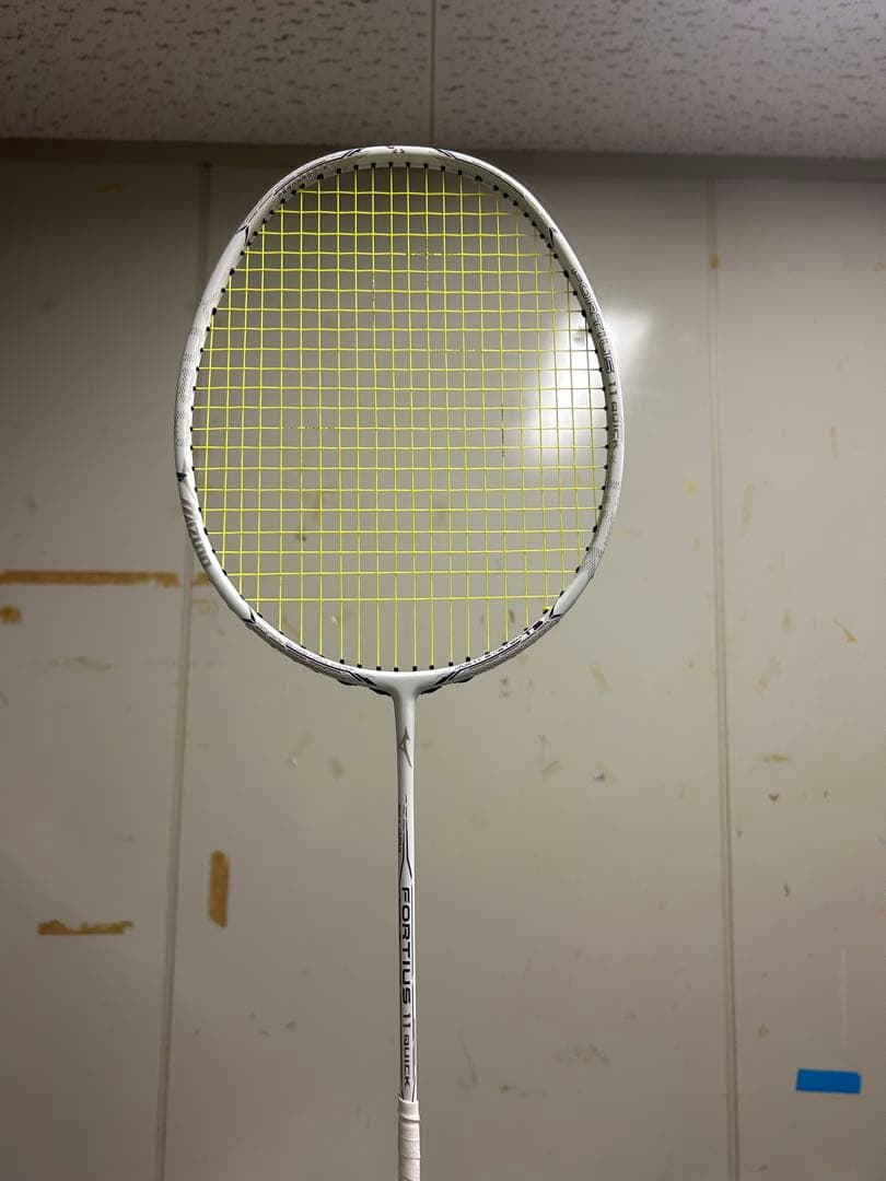 フォルティウス11クイック 限定カラー 白 - メルカリ