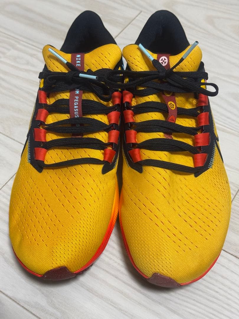 【美品】NIKE ランニングシューズ　27.5cm