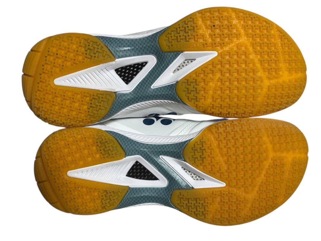 YONEX バドミントンシューズ パワークッション65z 26.5cm