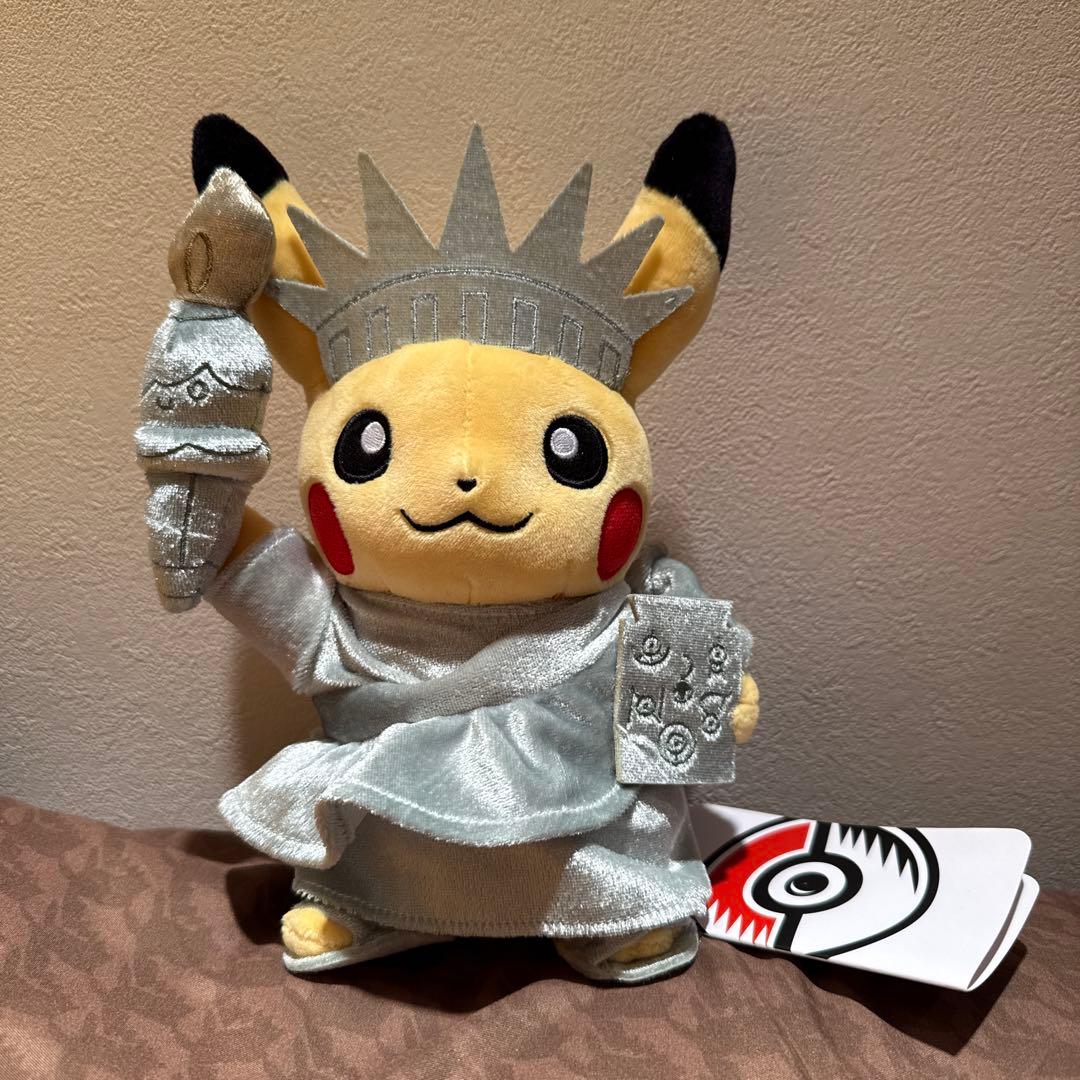 送料込】ぬいぐるみポケモンピカチュウ自由の女神 ニューヨーク限定