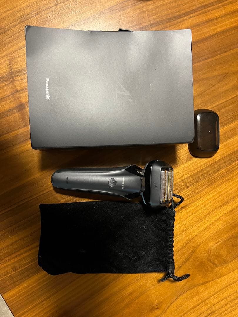 Panasonic 電気シェーバー 収納袋付き ラムダッシュ　ES-LS5B Panasonic 電気シェーバー 収納袋付き ラムダッシュ ES-LS5B