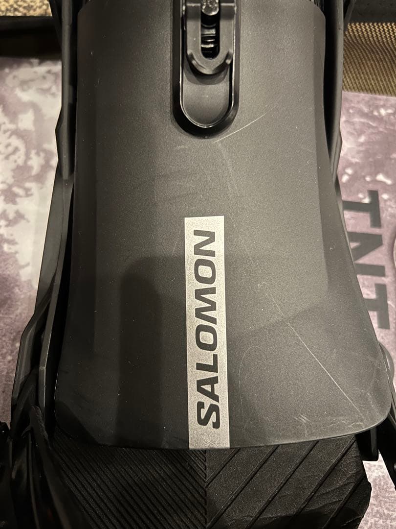 美品】FNTCスノーボード SALOMONビンディング付※2025年12月購入 - メルカリ