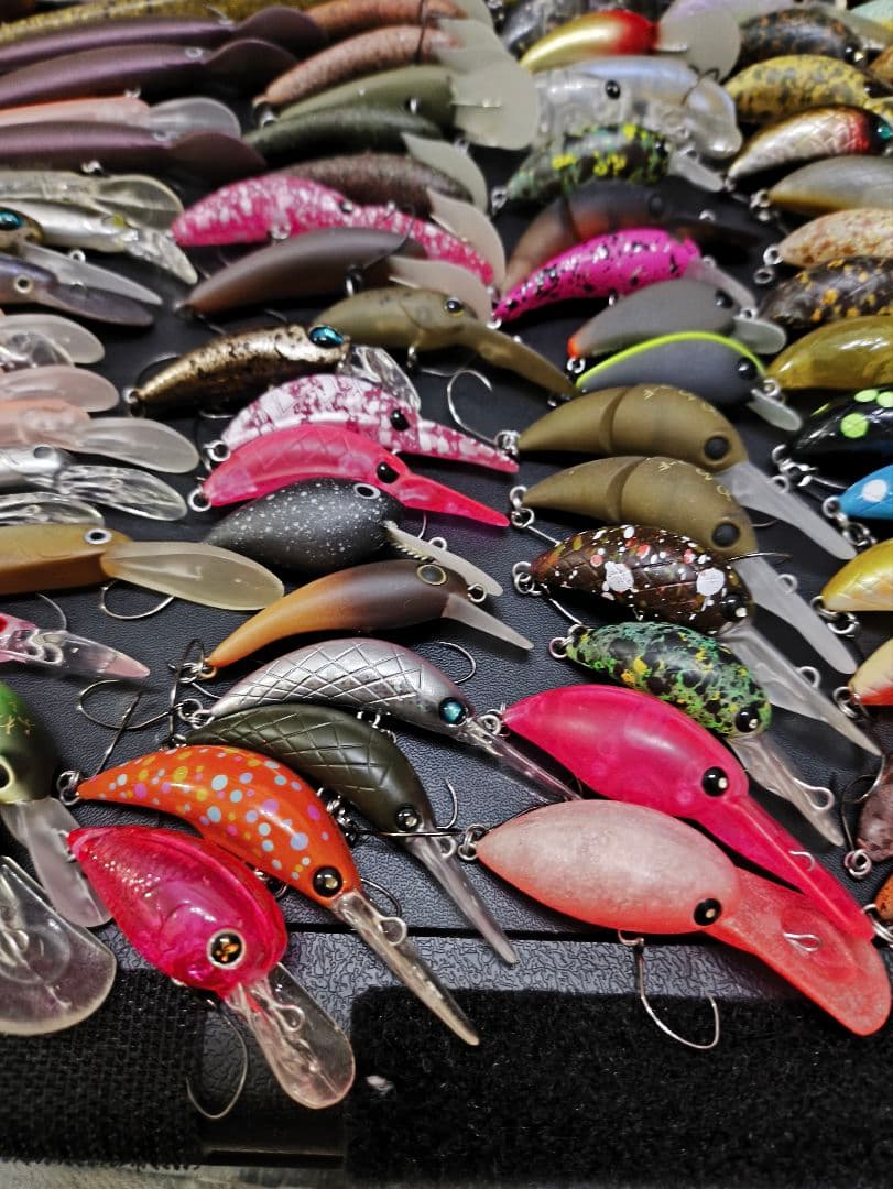 エリアトラウトプラグセット110個クランクミノー