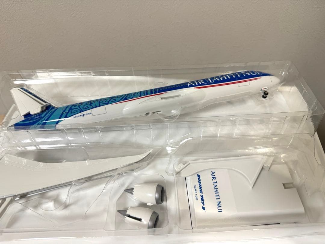 美品】エア タヒチ ヌイ B787-9 モデルプレーン 1/200 オン