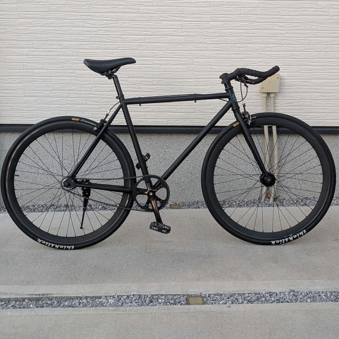 シングルスピードバイク ブラック 700C ピストバイク ブルホーン シングルスピードバイク ブラック 700C ピストバイク ブルホーン