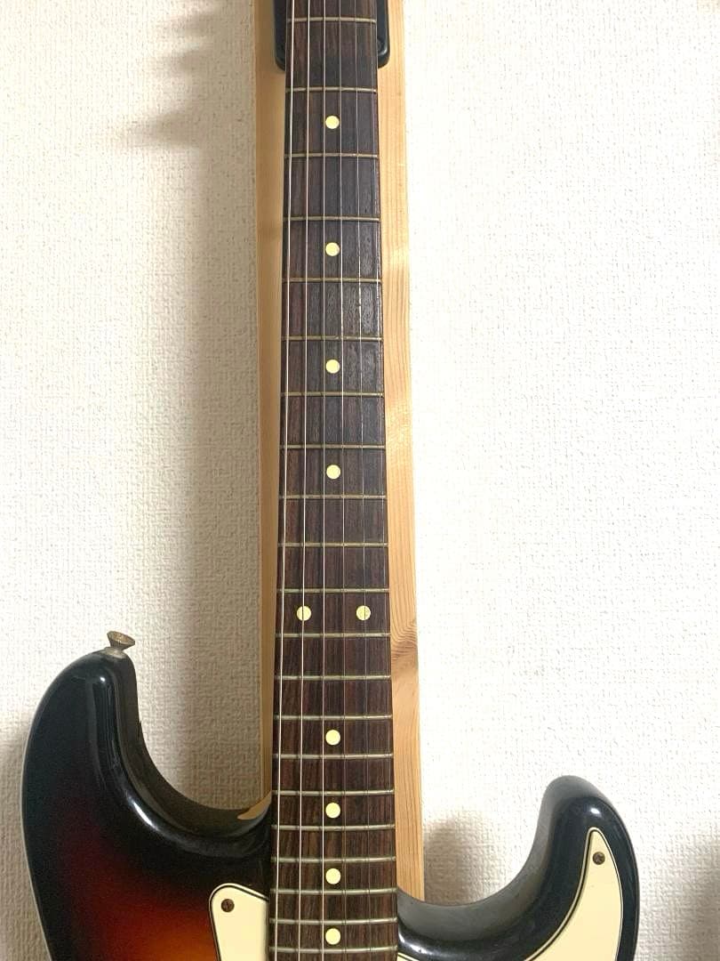 Fender USA ストラトVシリアル フェンダービンテージ - メルカリ