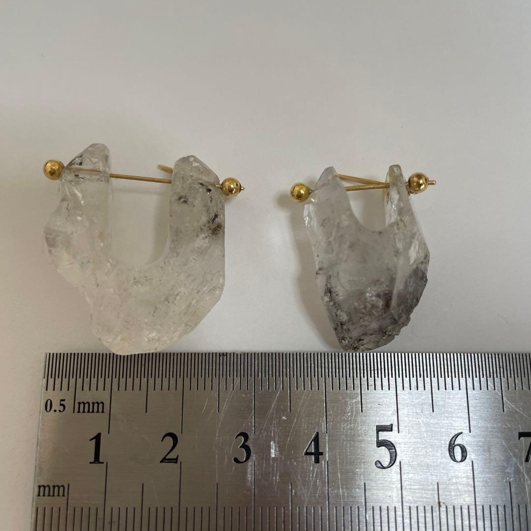 モナカジュエリー monaka ロックピアス 天然石 k18 - アクセサリー最