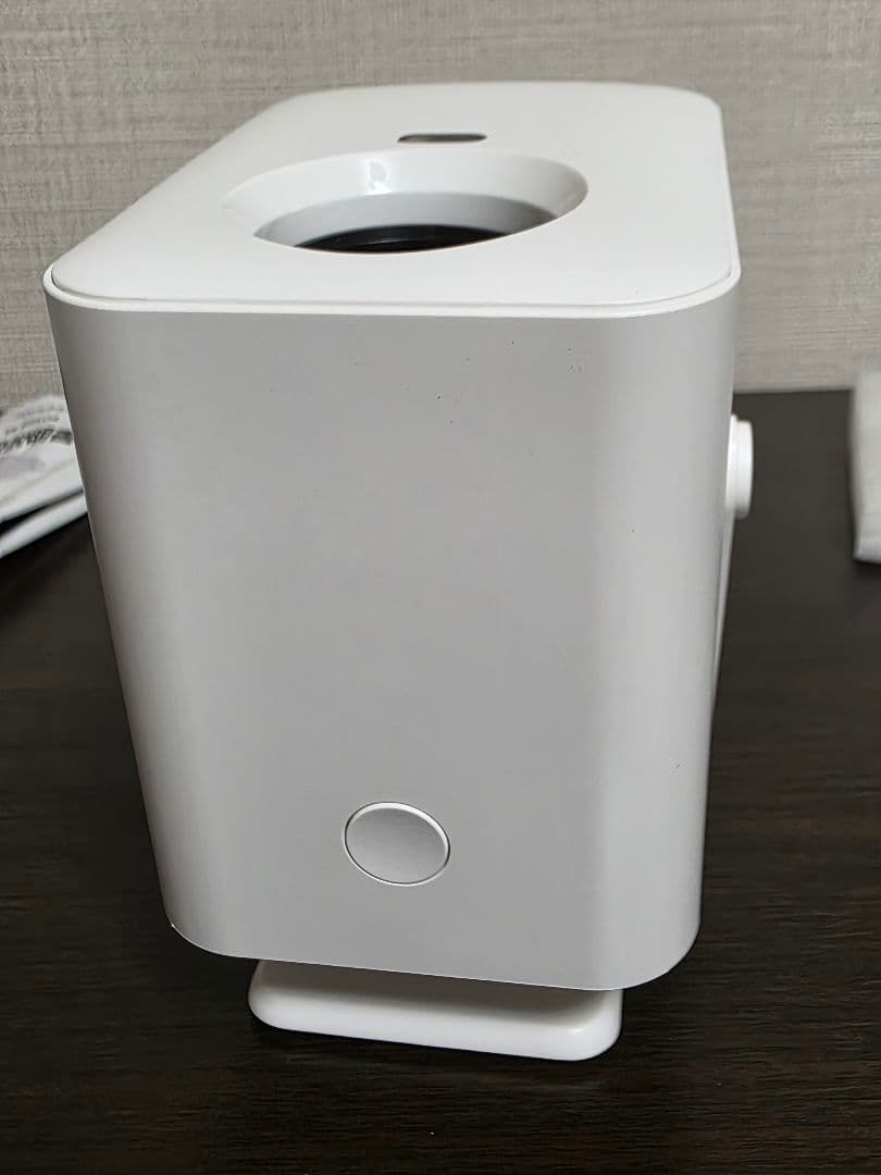 ✨2025年最新✨美品✨HD MULTIMEDIA 小型プロジェクター 白