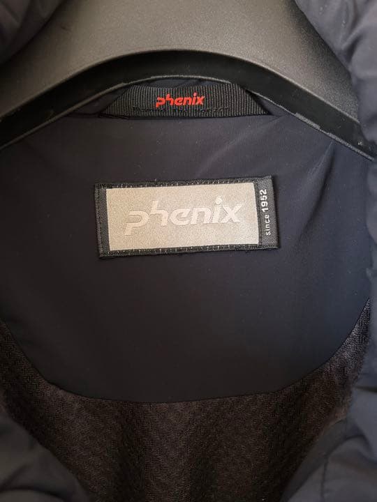 ゆ*い様 定価12万/極美品Phenix × UA 別注 SOGNE ダウンネイ