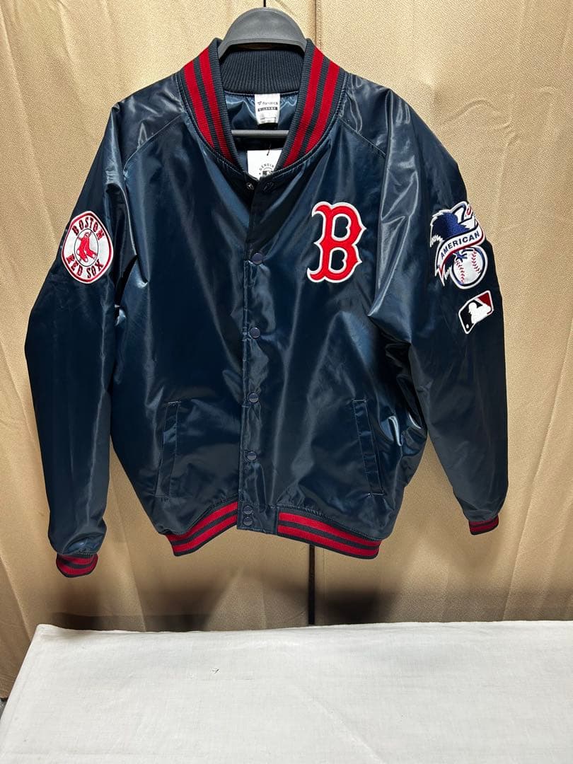 Fanatics レッドソックス スタジャン 中綿 サテン ジャケット XL Fanatics レッドソックス スタジャン 中綿 サテン ジャケット XL