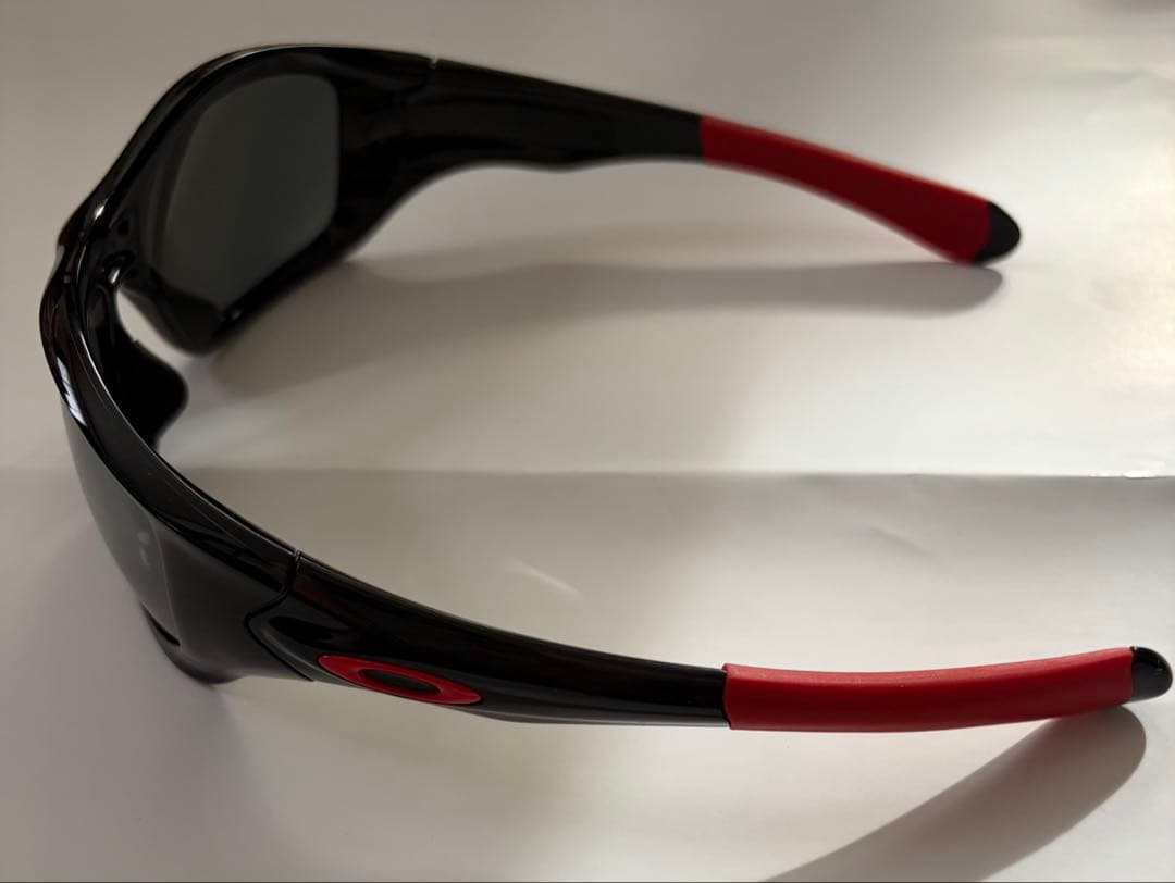 Oakley Ducatiコラボサングラス PITBULL OO9161-10 - メルカリ