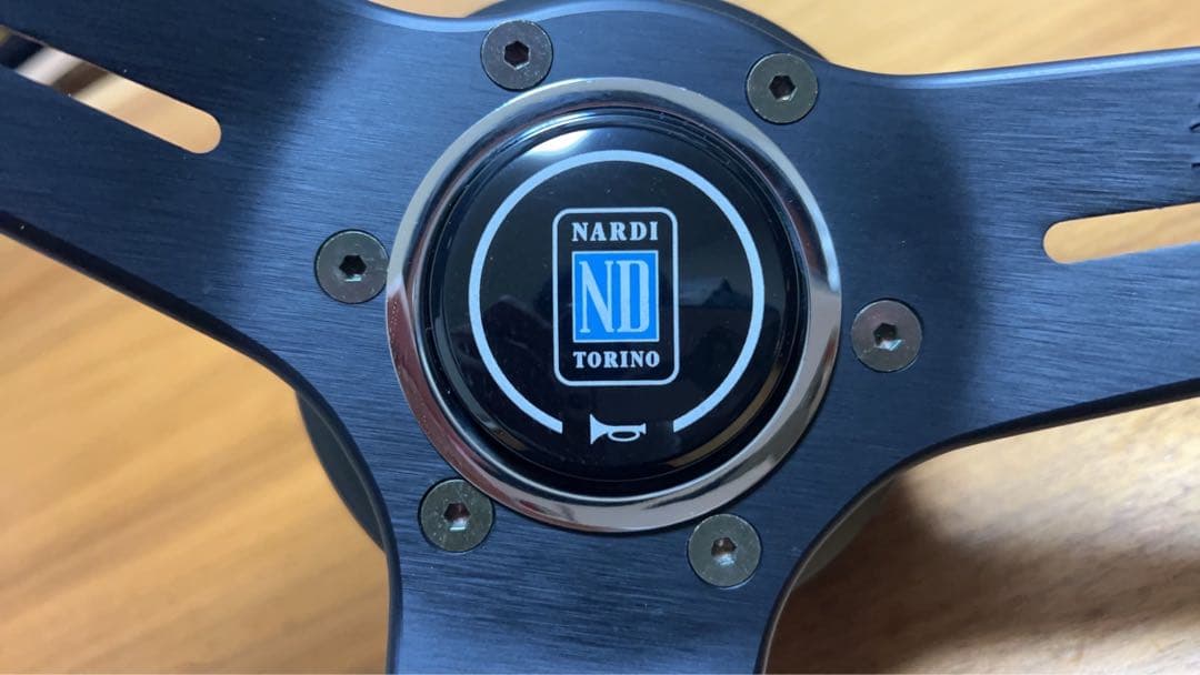 じ*ん様 ナルディ ステアリング 35パイ スエード仕様 - メルカリ