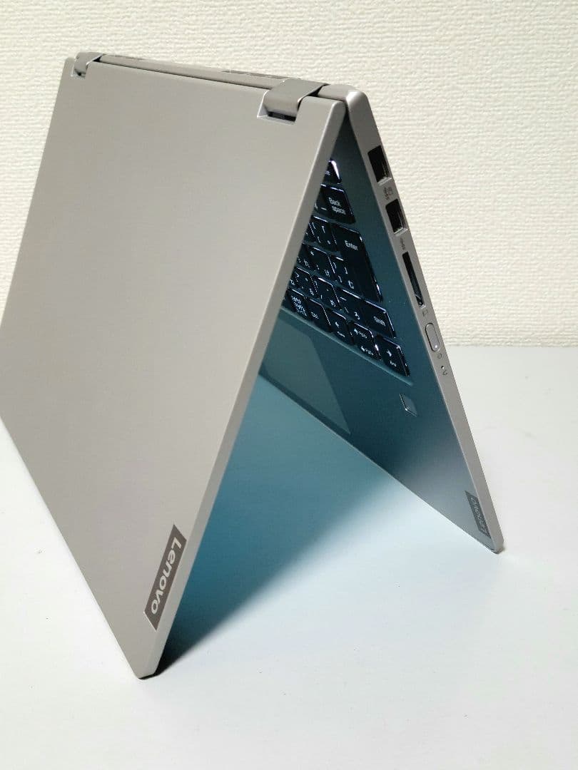 美品 高性能Lenovo ideapad 2-in-1 i7/16GB/1TB