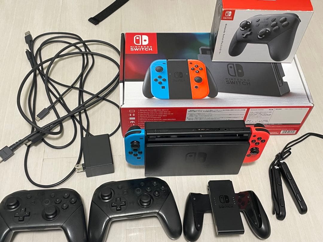 Nintendo Switch ネオンブルー/レッド 本体　プロコンSSD付き 任天堂（Nintendo） Nintendo Switch 本体 (有機ELモデル) Joy-Con(L