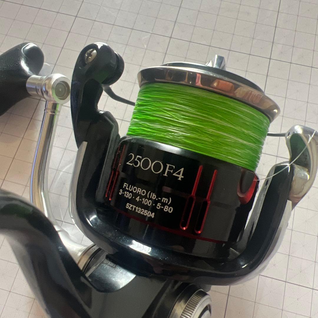 あき様専用 Shimano Vanquish 2500 F4 スピニングリールの通販はau PAY
