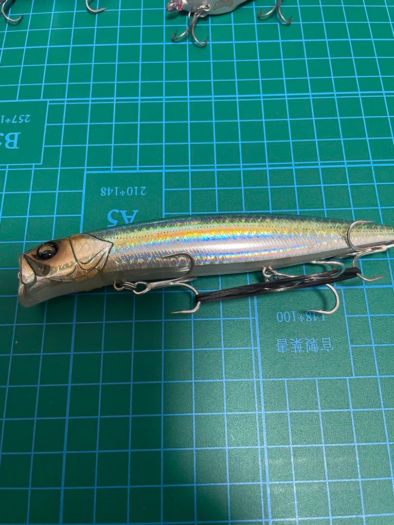 Blue Blue（ブローウィン、アイザーなど）カゲロウ シーバスルアー