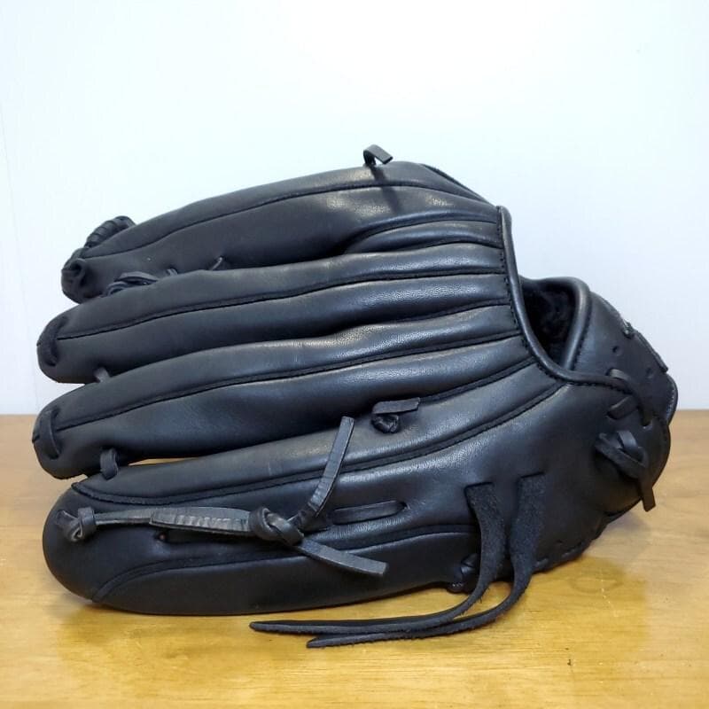 ミズノ イチローモデル 限定 グローバル版 プラチナラベル 外野用 軟式