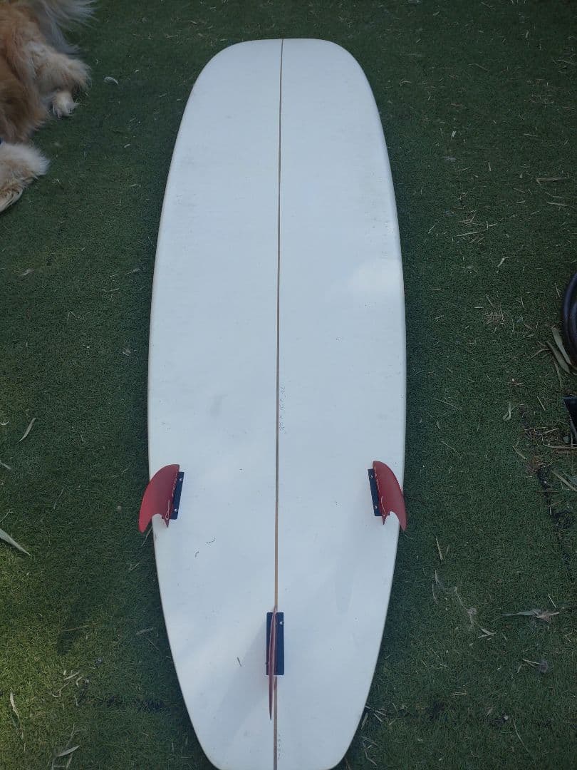 湘南 サーフボード ムラスポ 7.5 ミッドレングス 抜け感”と“安定感”を