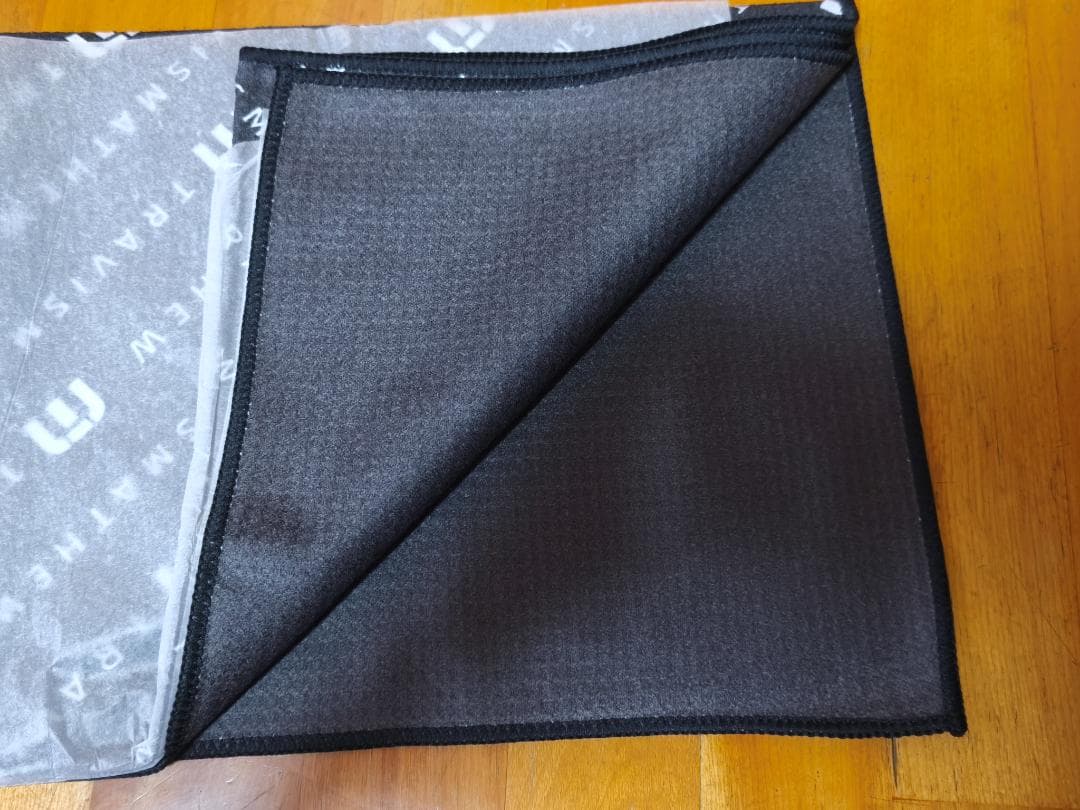 新品非売品 石川遼サイン入 Travis Mathew トラビスマシュー タオル