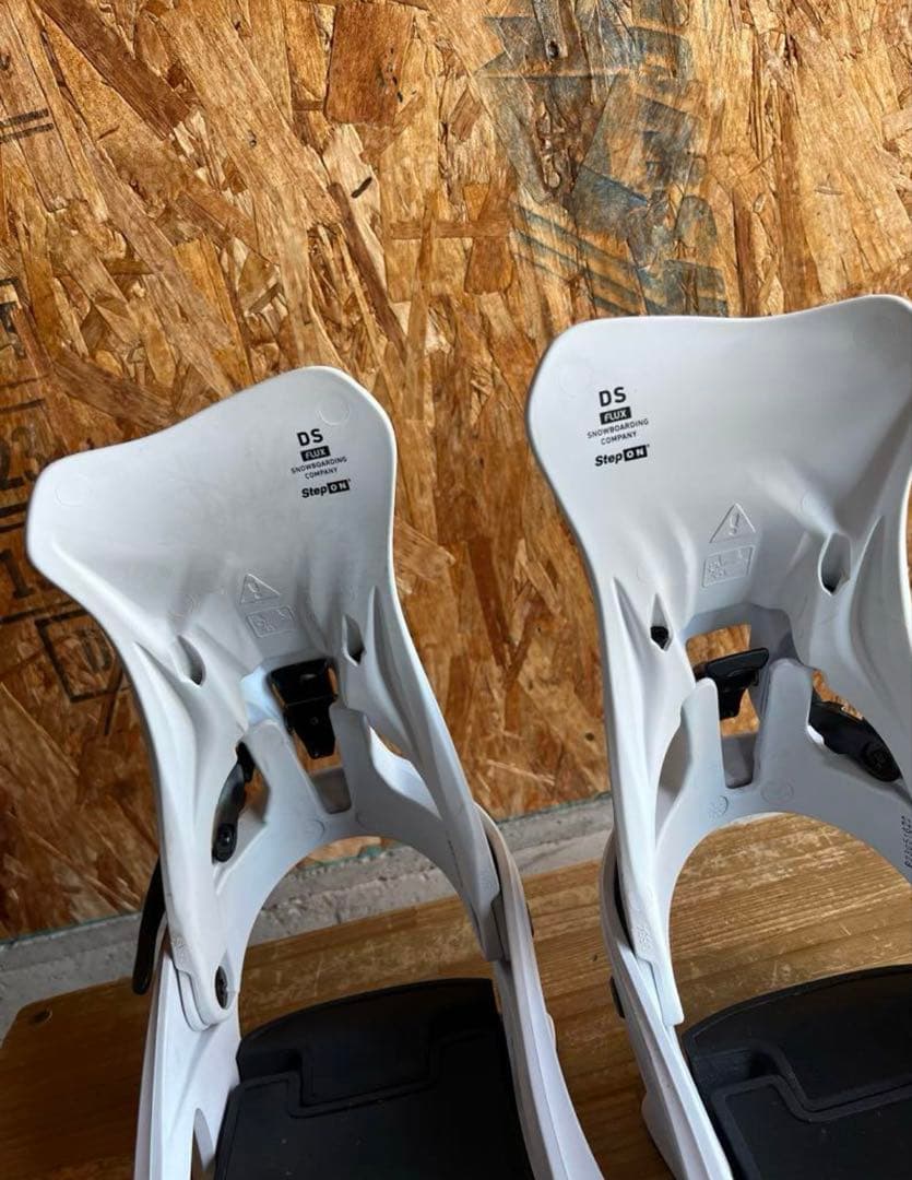 早期予約】25-26モデル . FLUX .『 DS STEPON 』. Metallic Gray