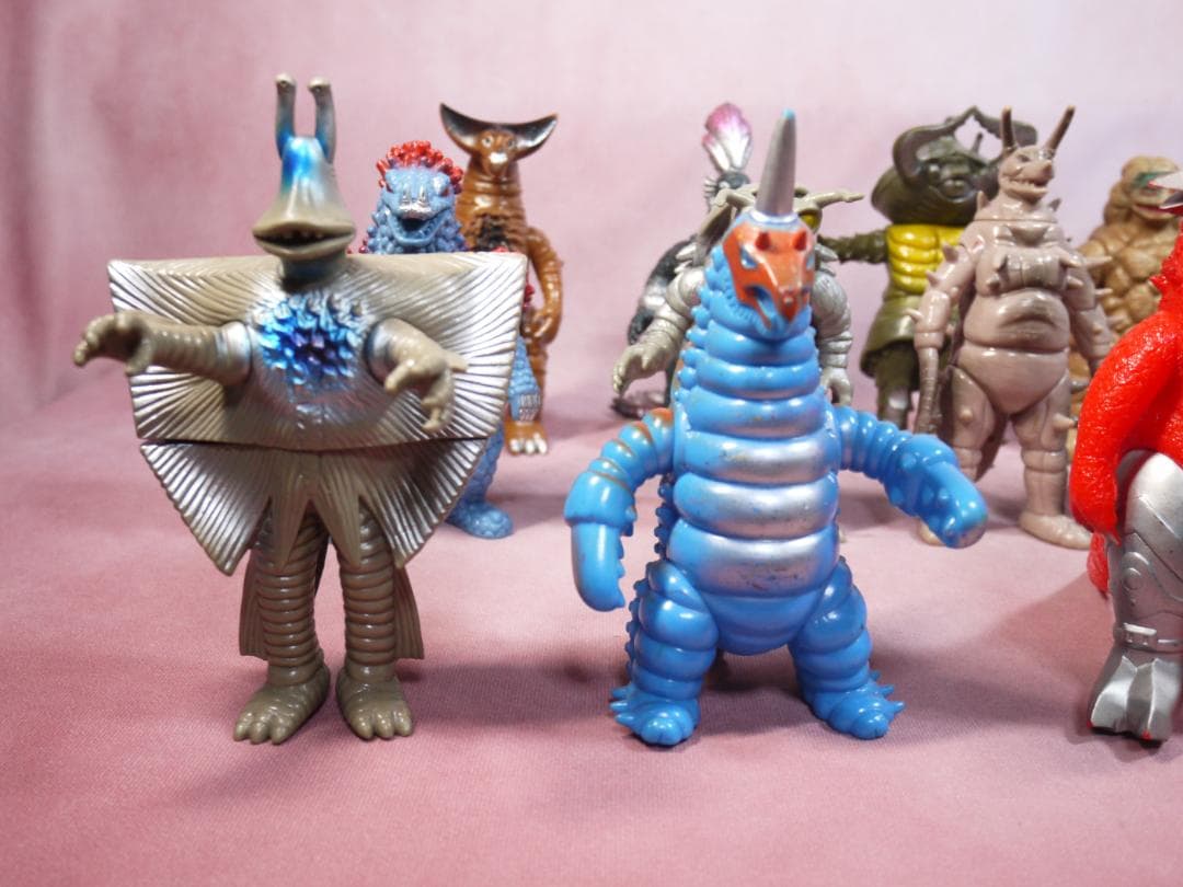 ウルトラ怪獣シリーズ 怪獣ソフビ 25体セット - メルカリ