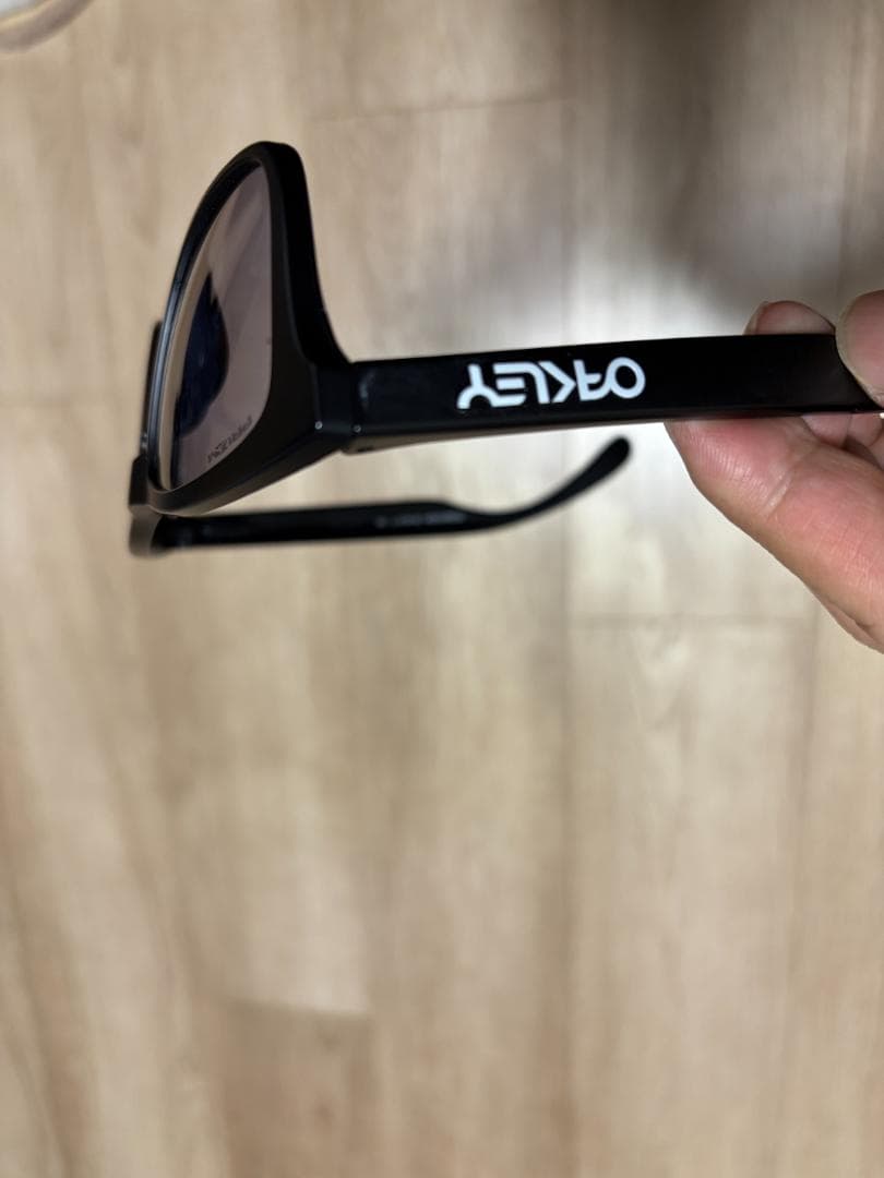 の*ぶ様 正規品 OAKLEY ブラック サングラス ソフトケース付き - 小物