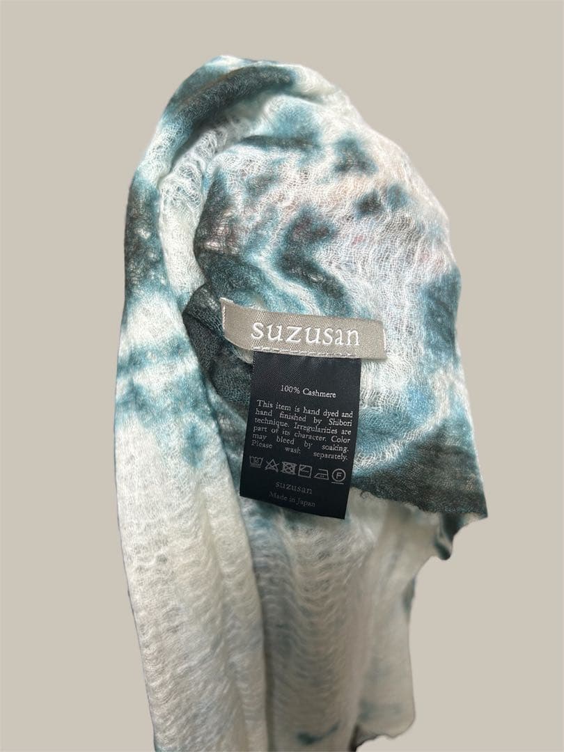 買うファッション - suzusan タイダイ柄 ストール カシミヤ100% A97304517
