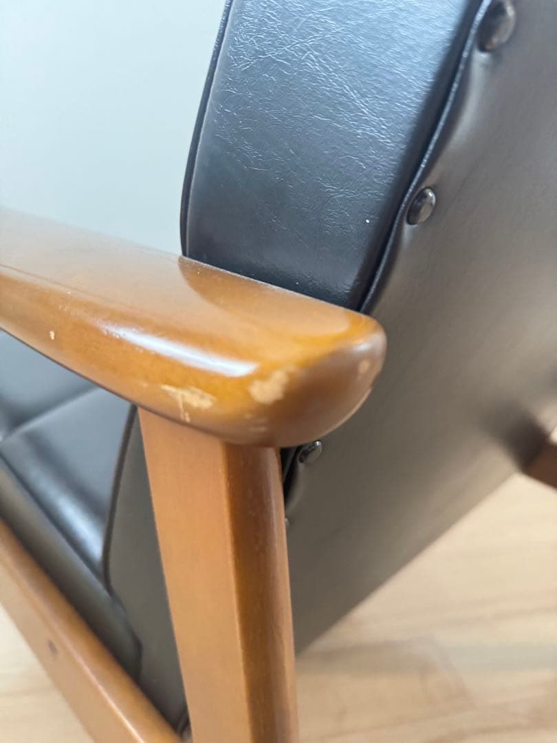 カリモク60 Kチェア 1シーター ブラック【梱包たのめる便発送】 - メルカリ