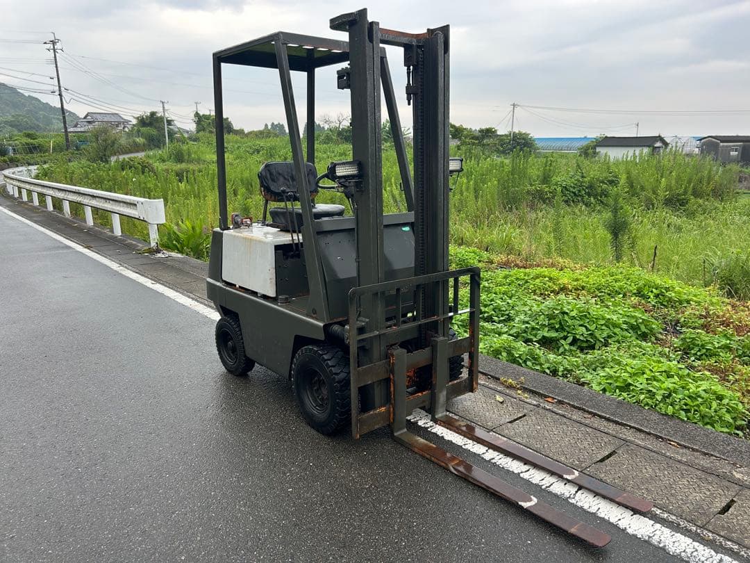 宮崎　トヨタ　フォークリフト 1トン 揚高3m ガソリン　積載 運搬 動画あり 主な取り扱い製品 – トヨタL&F宮崎