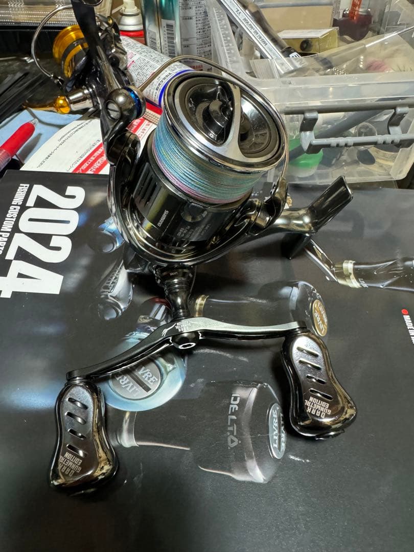 シマノ22ステラC3000SDHHG 保管品