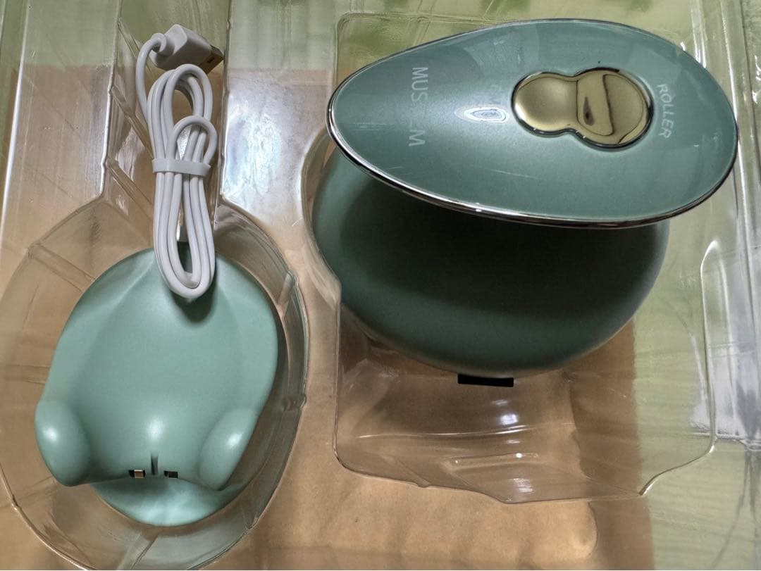 新品未使用 頭皮ブラシMUSTEMリラックススパMST-EH1G 製造元ヤーマン