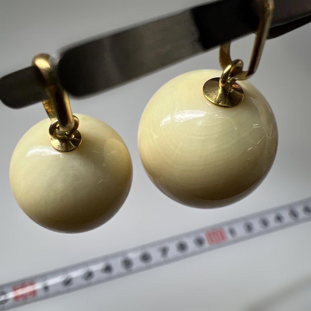 本抹香鯨歯　K18 玉　ネックレストップ　２点　7.9g 直径15.7/13.8