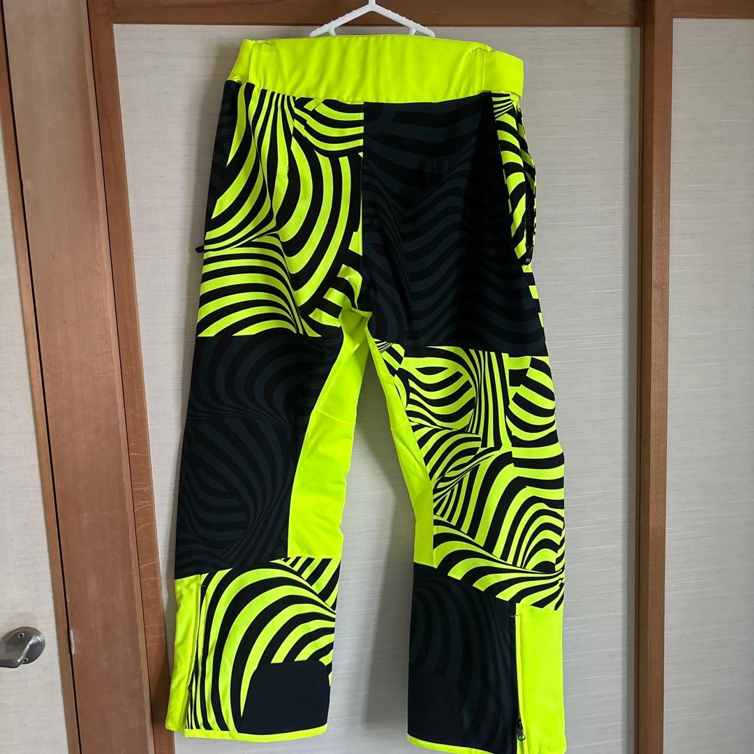 ゆう様専用 オンヨネ スキーウェア 男性用 蛍光イエロー黒 ゼブラカラー