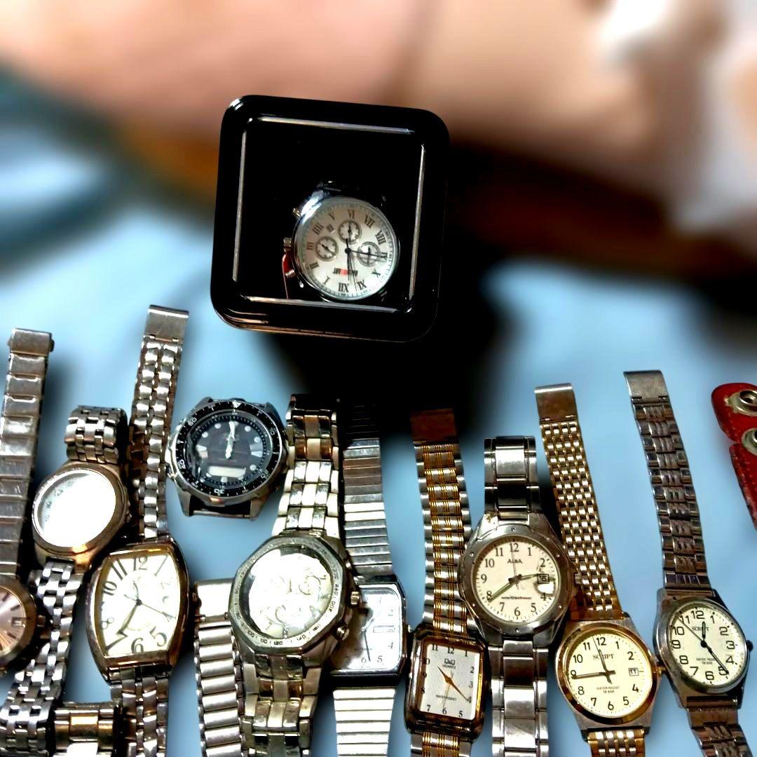 ジャンク】腕時計セット 多数のデザイン - メルカリ